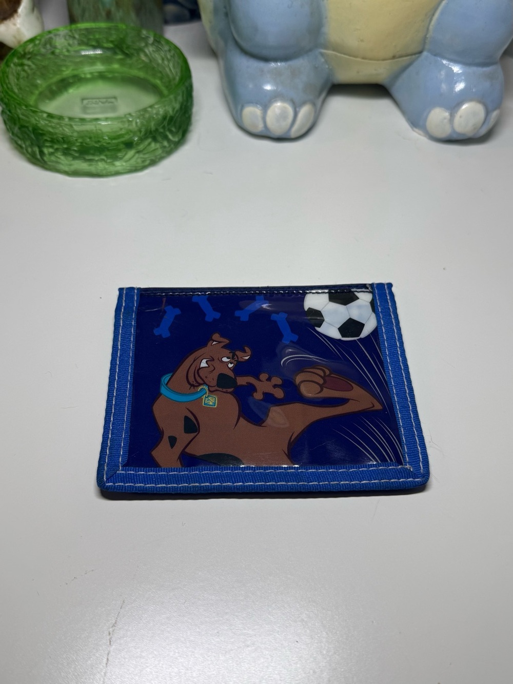Vintage 2000s Scooby Doo Playing Soccer Multi Pocket Wallet